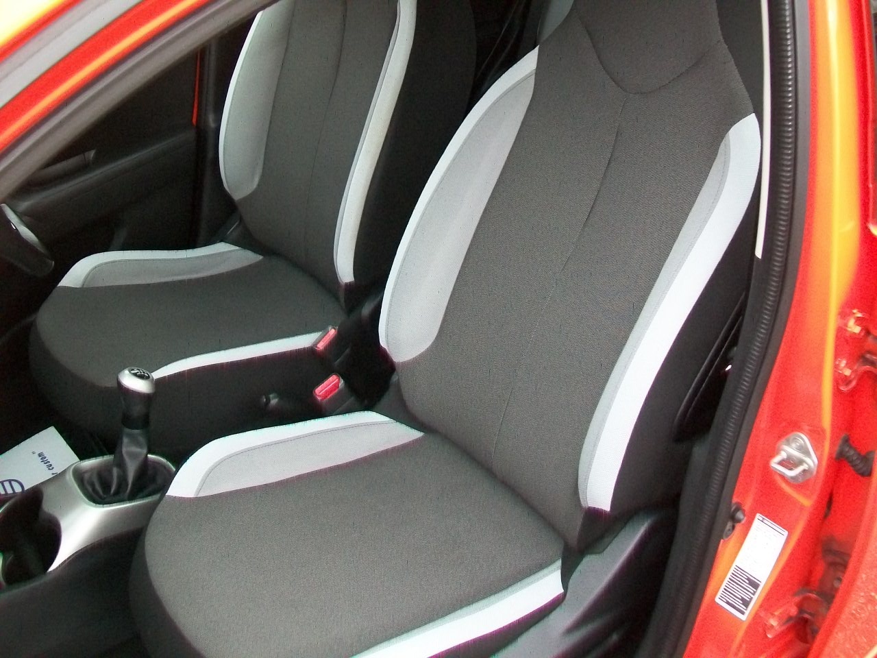 Used Toyota AYGO 2015 for sale - 77490646: Photo 8