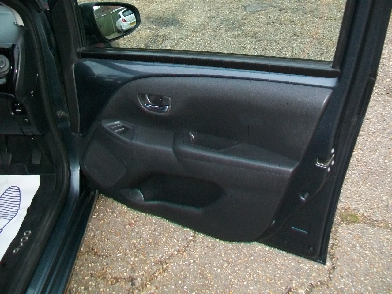 Used Toyota AYGO 2014 for sale - 77447158: Photo 11