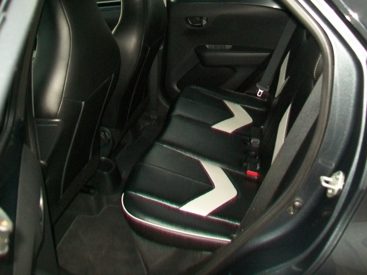 Used Toyota AYGO 2014 for sale - 77447158: Photo 9