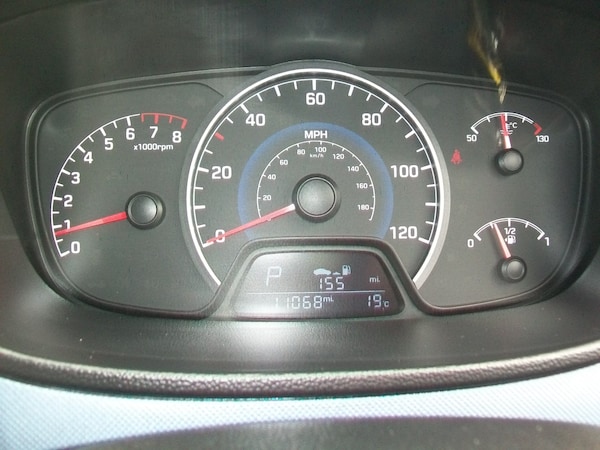 Used Hyundai i10 2016 for sale - 75773714: Photo 15