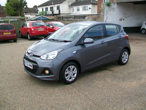 Used Hyundai i10 2016 for sale - 75773714: Photo 2