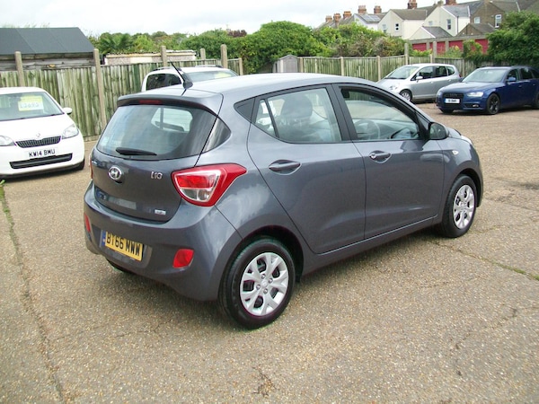 Used Hyundai i10 2016 for sale - 75773714: Photo 4