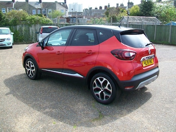 Used Renault Captur 2019 for sale - 78408830: Photo