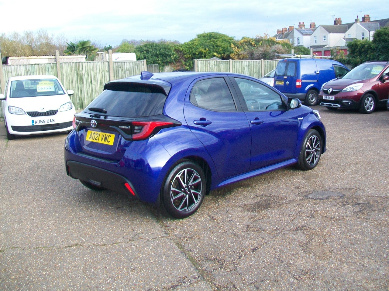 Used Toyota Yaris 2021 for sale - 76553668: Photo 4