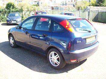 Used Ford Focus 2004 for sale - 78237720: Photo