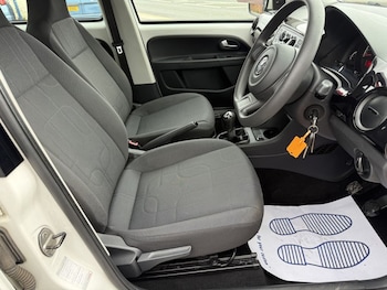 Used Volkswagen up! 2013 for sale - 78123957: Photo