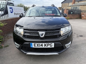 Used Dacia Sandero Stepway 2014 for sale - 78487887: Photo