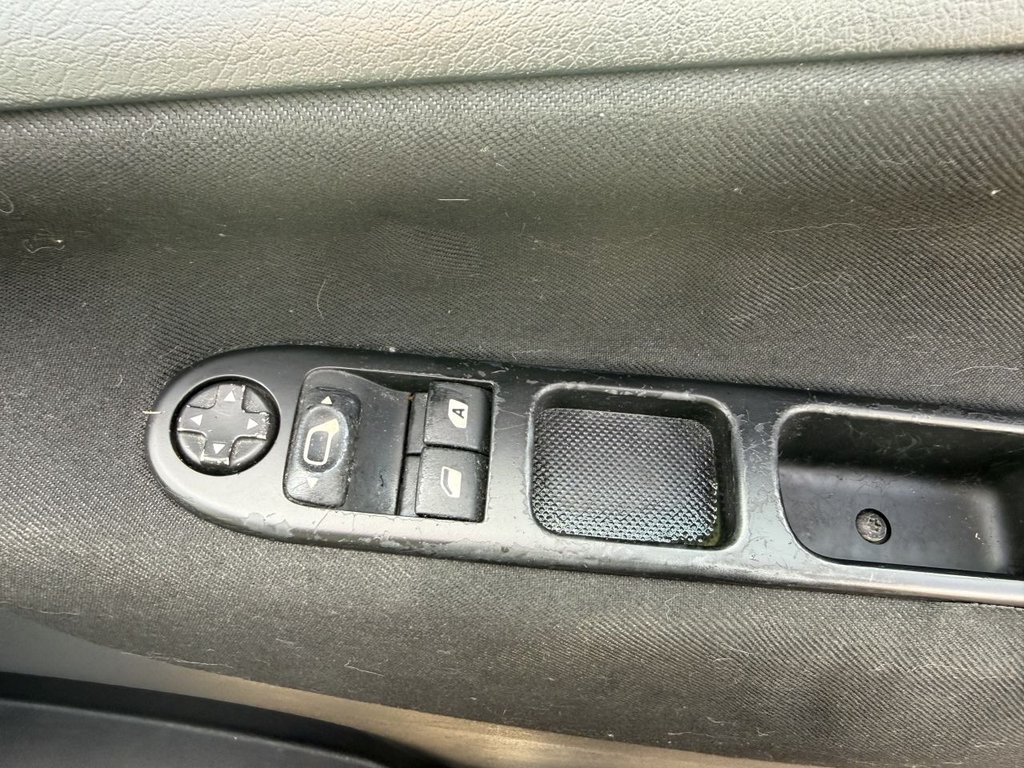 Used Peugeot 207 2008 for sale - 77770457: Photo 14