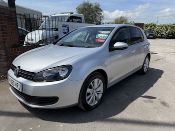 Used Volkswagen Golf Plus 2010 for sale - 78610138: Photo