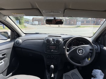 Used Dacia Sandero 2015 for sale - 78688864: Photo