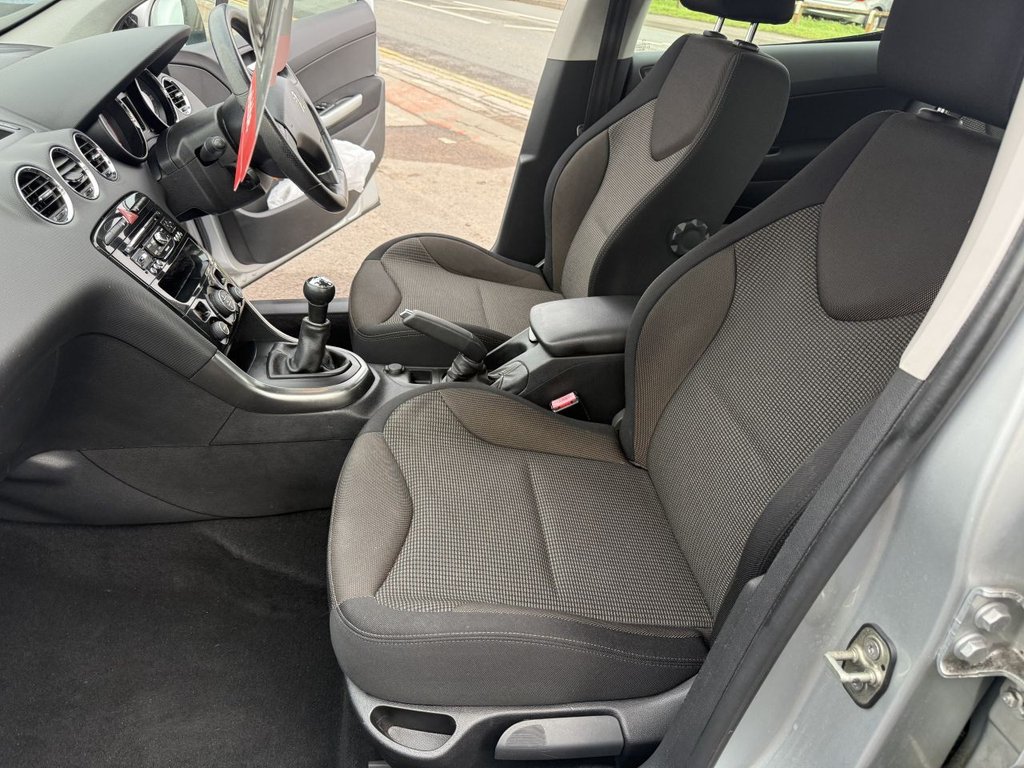 Used Peugeot 308 2013 for sale - 77770452: Photo 14