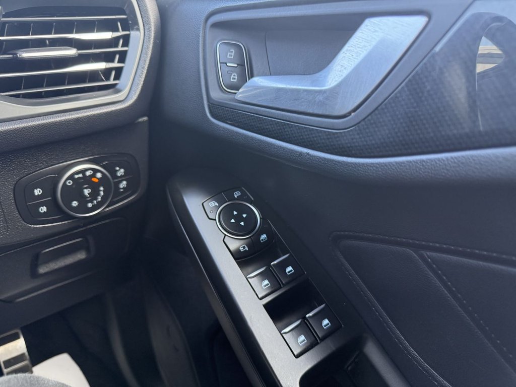 Used Ford Focus 2020 for sale - 78017125: Photo 19