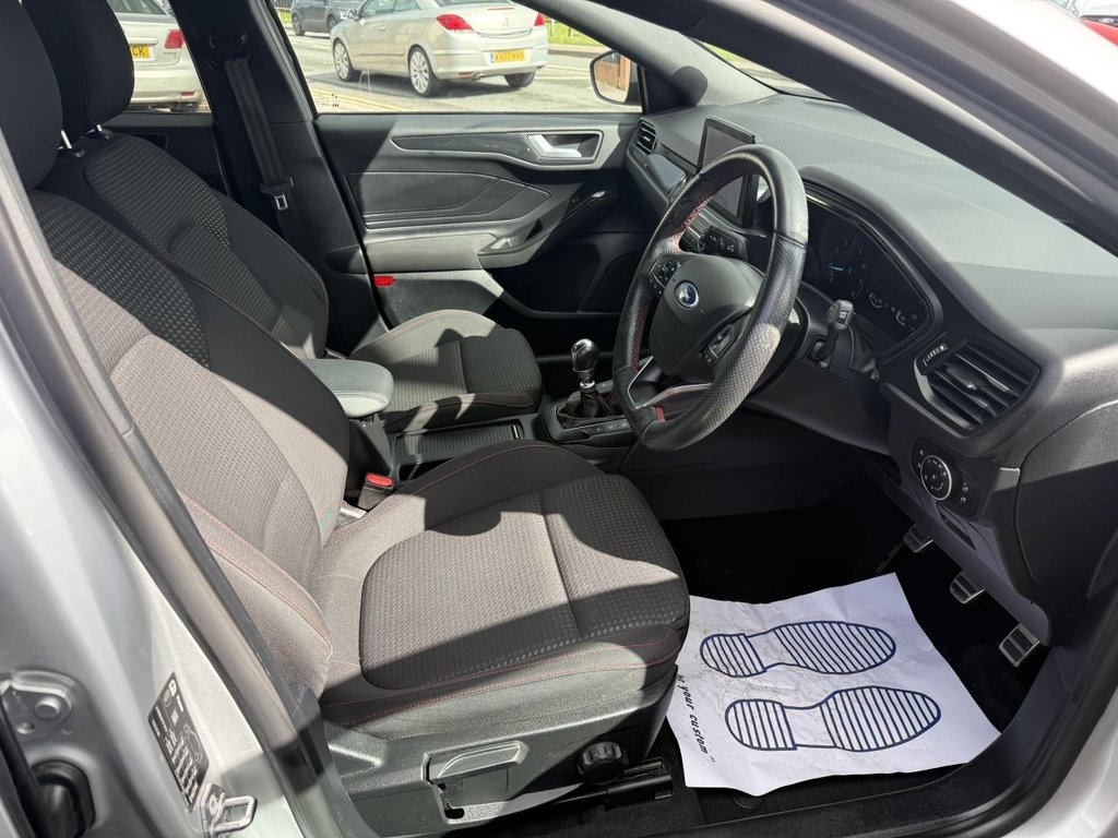 Used Ford Focus 2020 for sale - 78017125: Photo 3