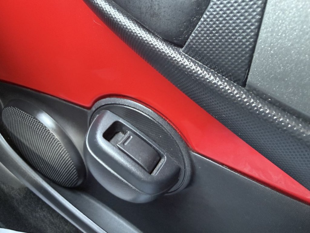 Used Peugeot 107 2014 for sale - 77952355: Photo 17