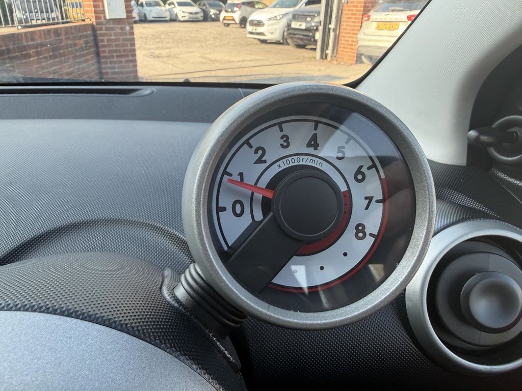 Used Peugeot 107 2014 for sale - 77952355: Photo 18