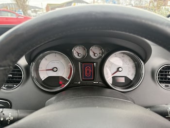 Used Peugeot 308 2013 for sale - 77834979: Photo