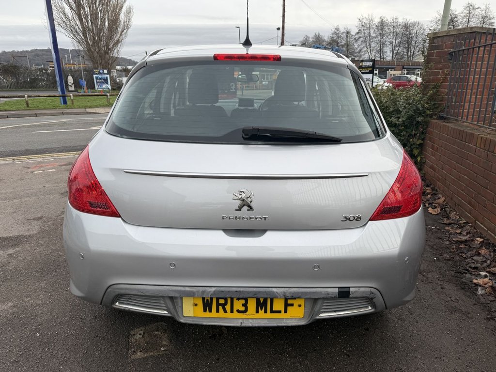 Used Peugeot 308 2013 for sale - 77834979: Photo 7