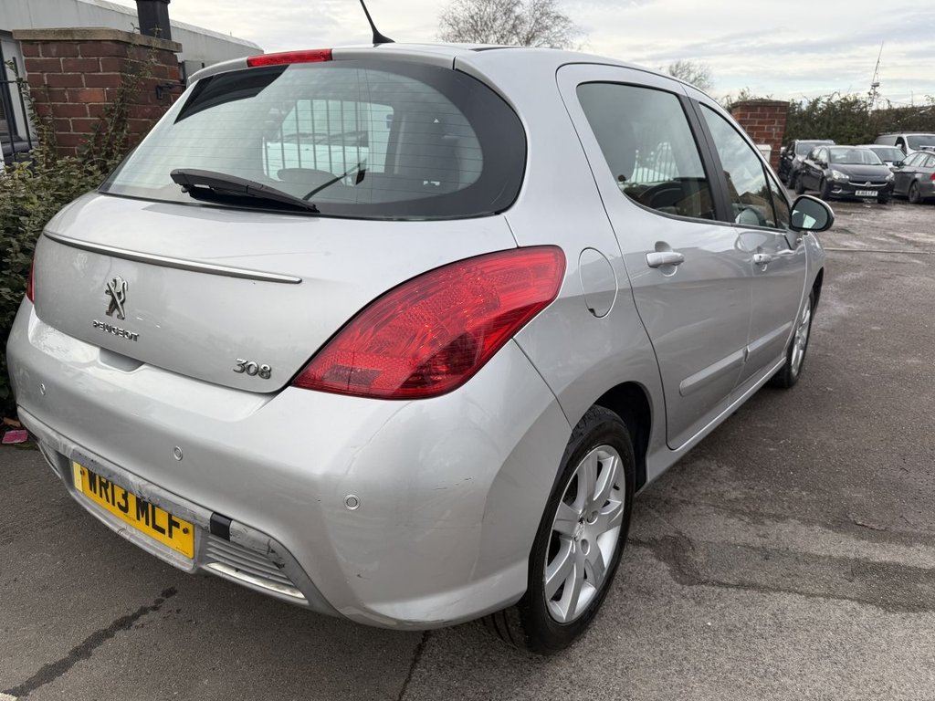 Used Peugeot 308 2013 for sale - 77834979: Photo 8
