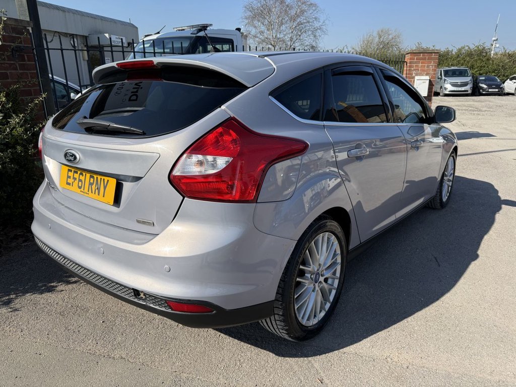 Used Ford Focus 2012 for sale - 77953188: Photo 9