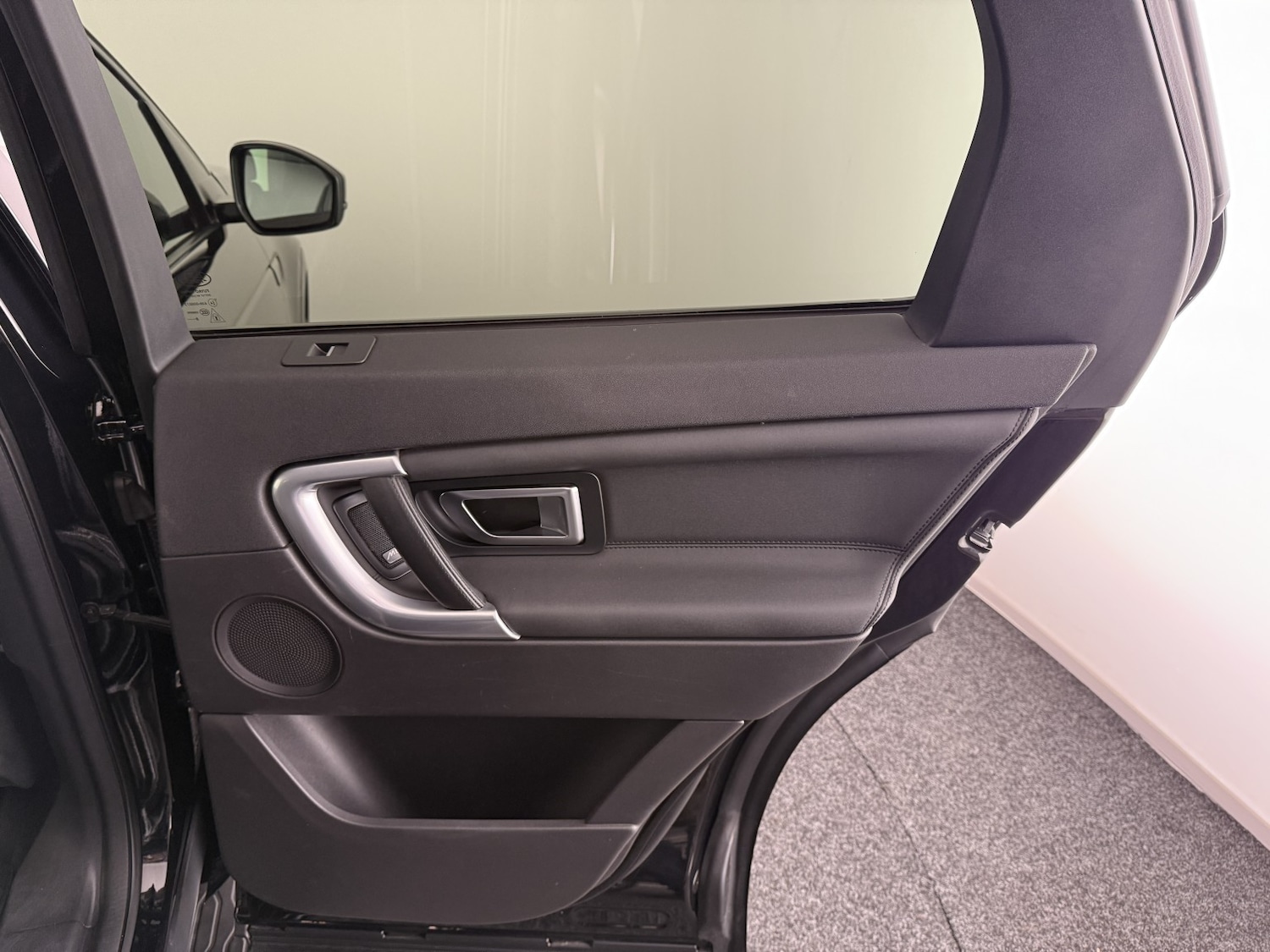 Used Land Rover Discovery Sport 2018 for sale - 76968563: Photo 21