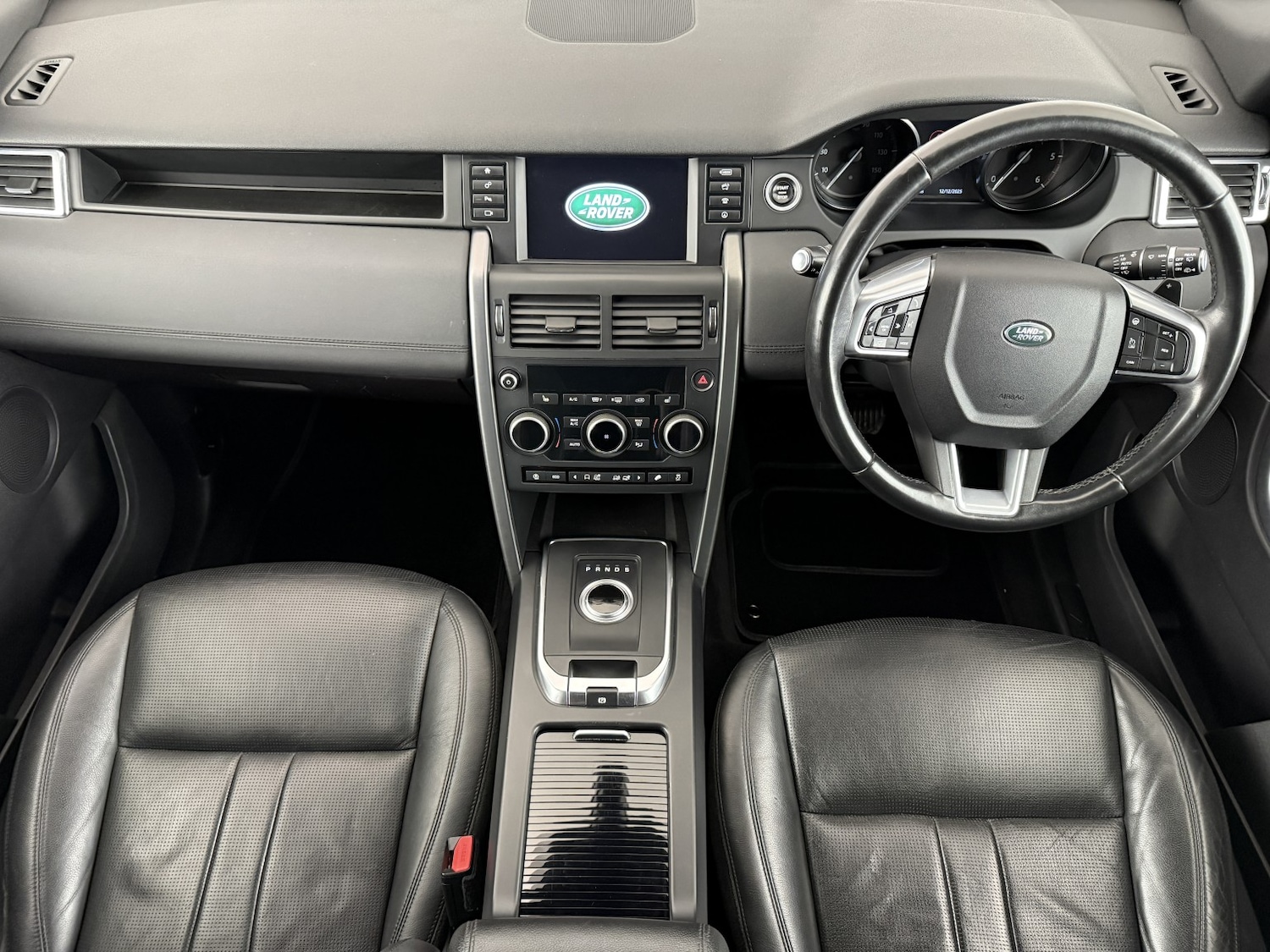 Used Land Rover Discovery Sport 2018 for sale - 76968563: Photo 26