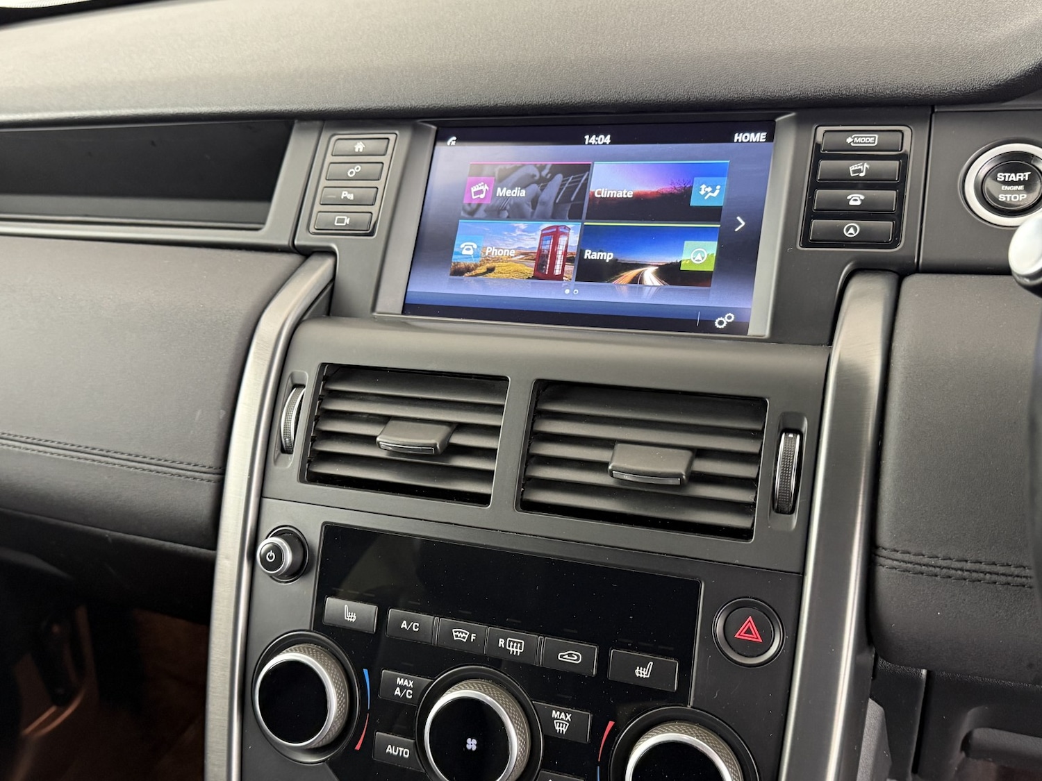 Used Land Rover Discovery Sport 2018 for sale - 76968563: Photo 36