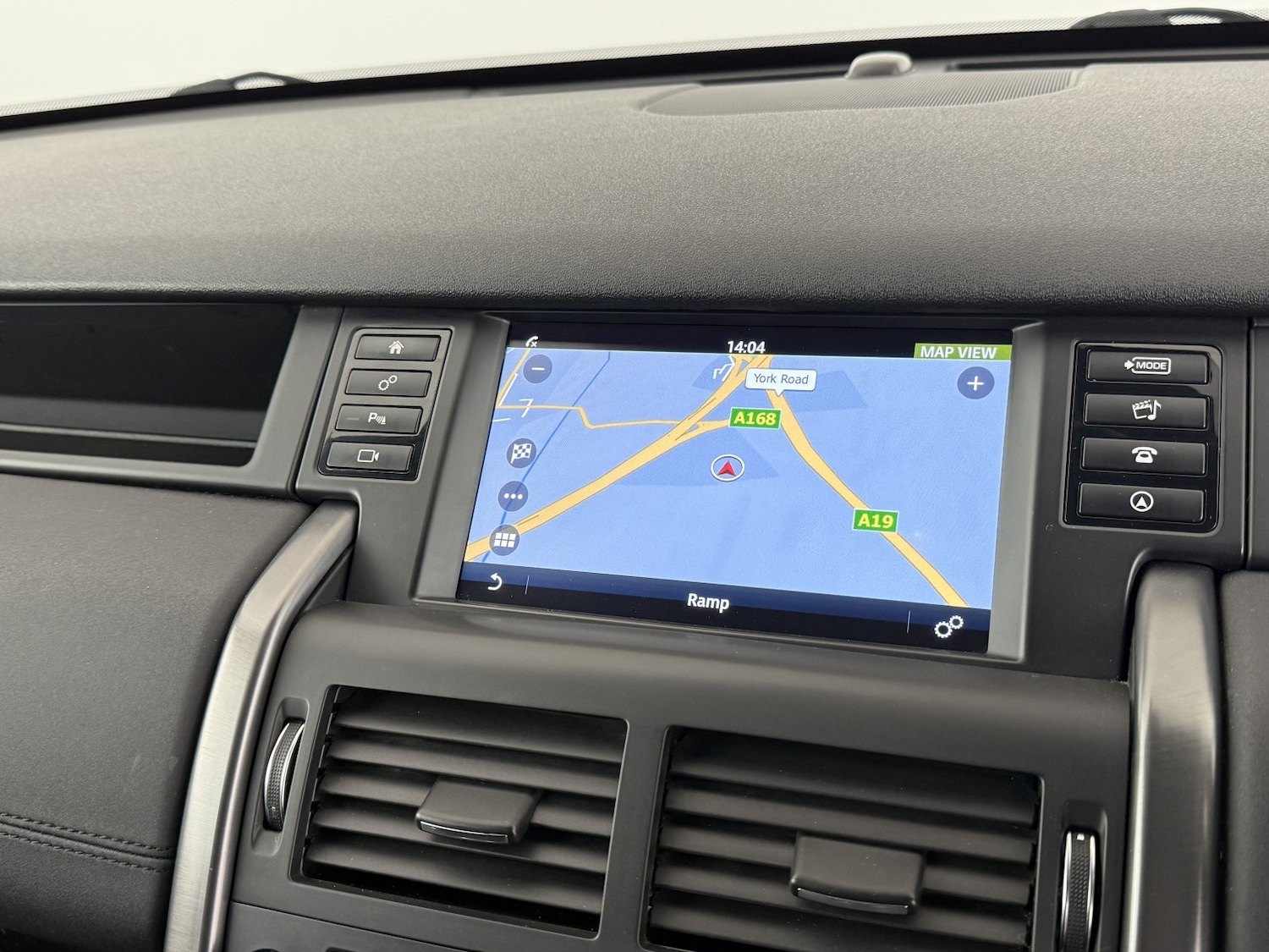 Used Land Rover Discovery Sport 2018 for sale - 76968563: Photo 37