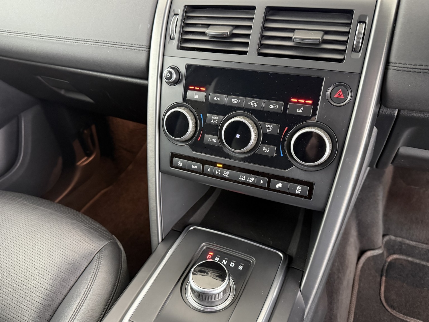 Used Land Rover Discovery Sport 2018 for sale - 76968563: Photo 38