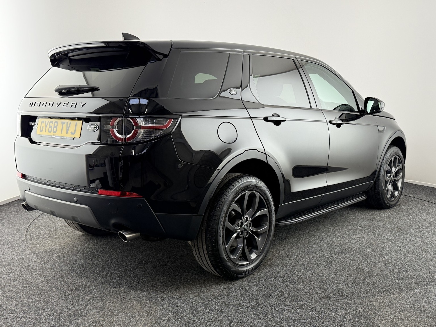 Used Land Rover Discovery Sport 2018 for sale - 76968563: Photo 5
