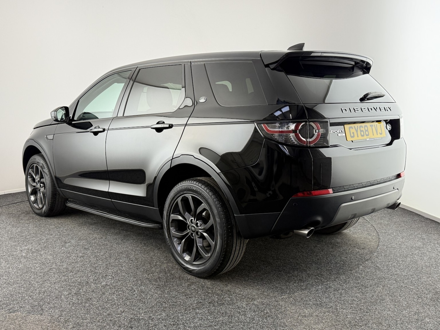 Used Land Rover Discovery Sport 2018 for sale - 76968563: Photo 9