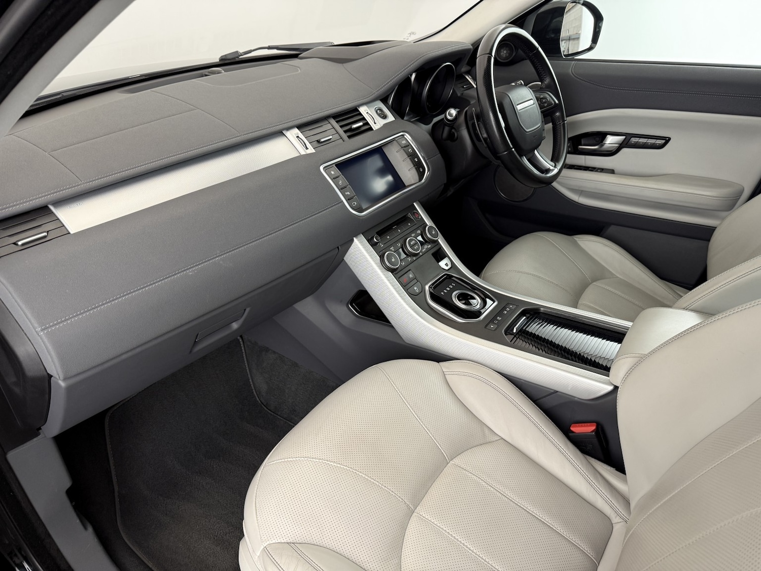 Used Land Rover Range Rover Evoque 2015 for sale - 76956916: Photo 24