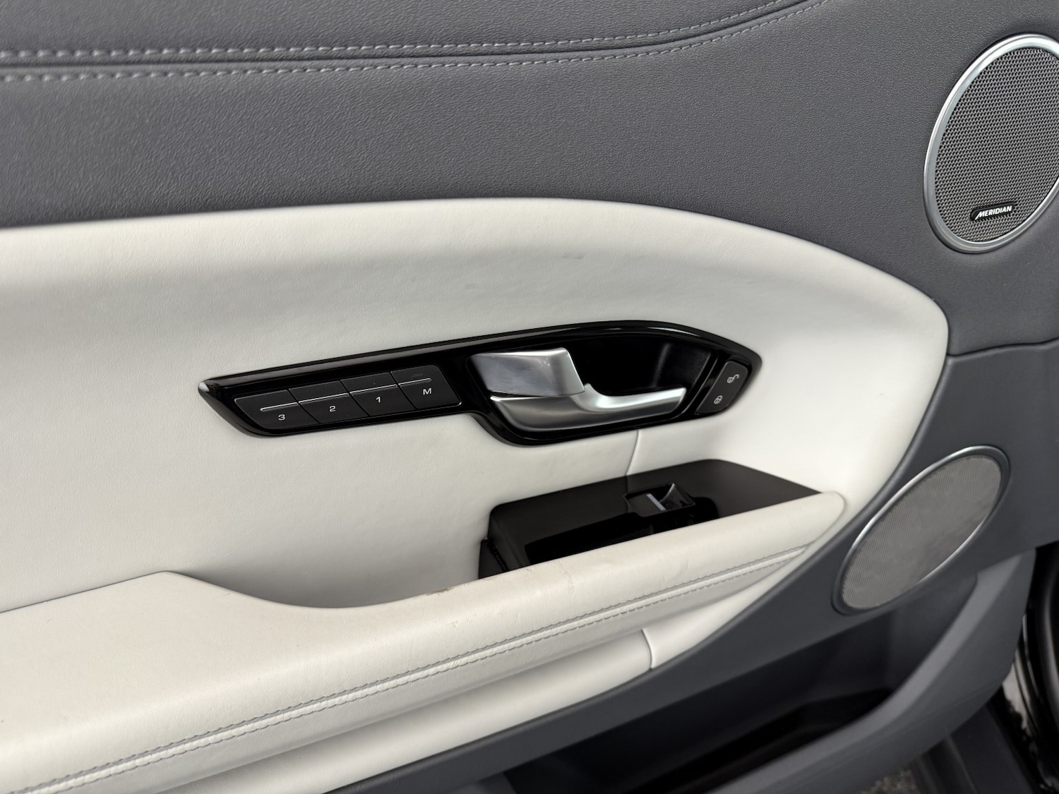 Used Land Rover Range Rover Evoque 2015 for sale - 76956916: Photo 35