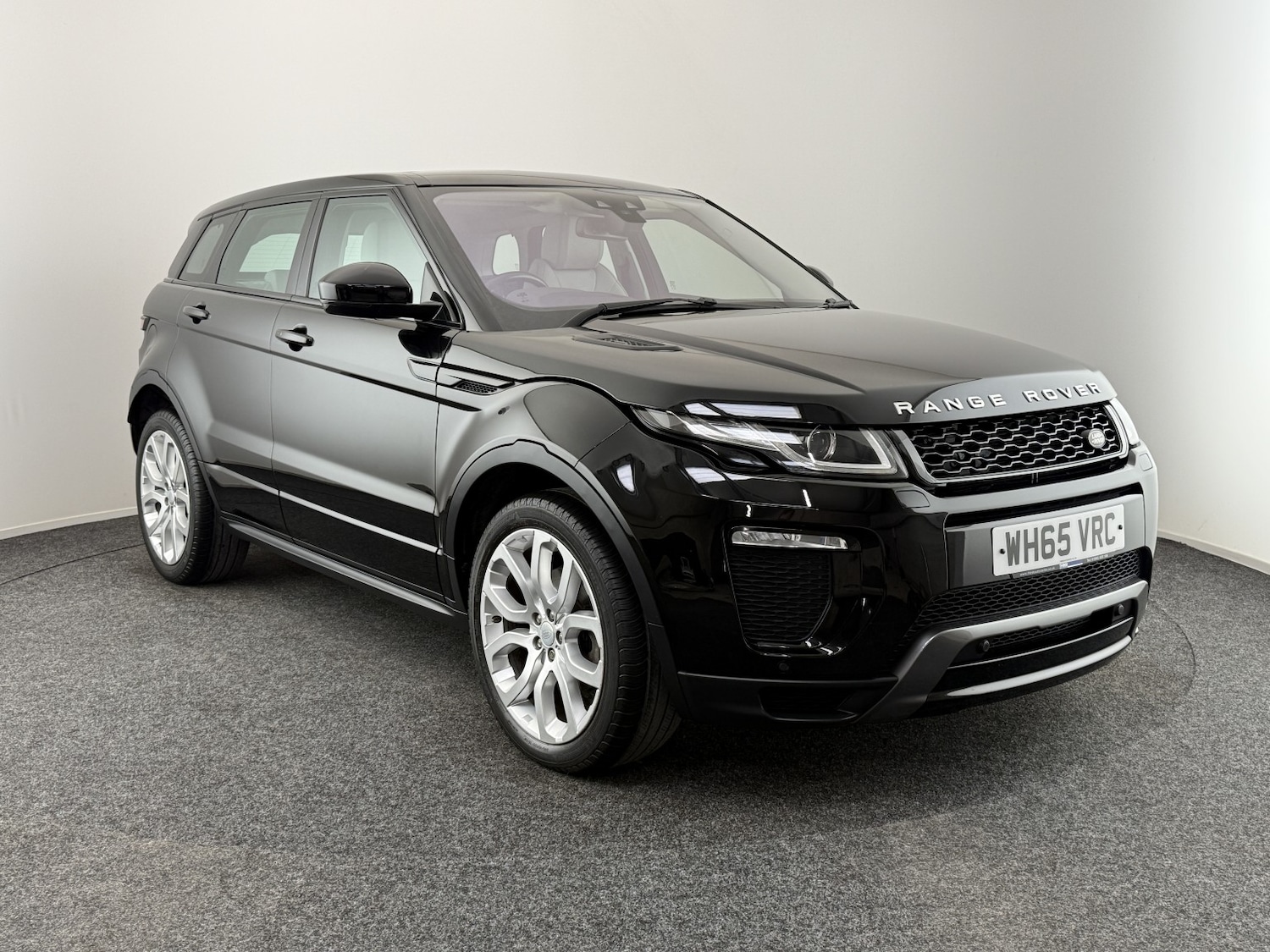 Used Land Rover Range Rover Evoque 2015 for sale - 76956916: Photo 4