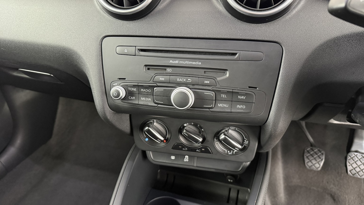 Used Audi A1 2011 for sale - 77014769: Photo 25