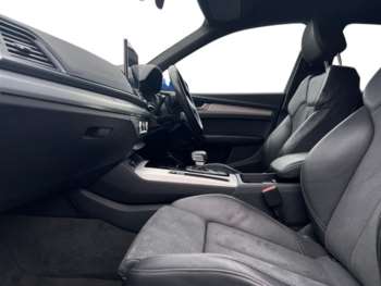 Used Audi Q5 2021 for sale - 74301802: Photo