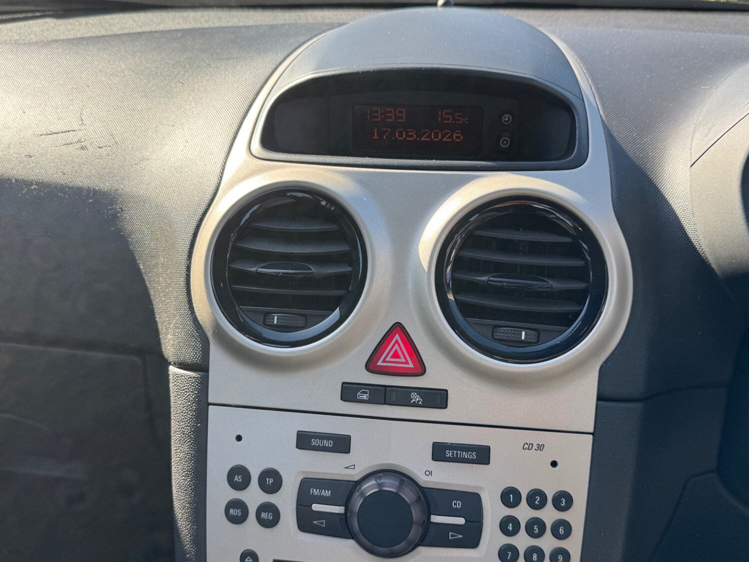 Used Vauxhall Corsa 2009 for sale - 78038708: Photo 17