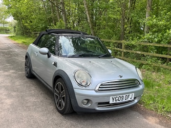 Used MINI Convertible 2009 for sale - 78527086: Photo