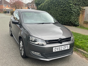 Used Volkswagen Polo 2012 for sale - 78038682: Photo