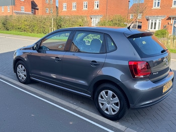 Used Volkswagen Polo 2010 for sale - 78230030: Photo