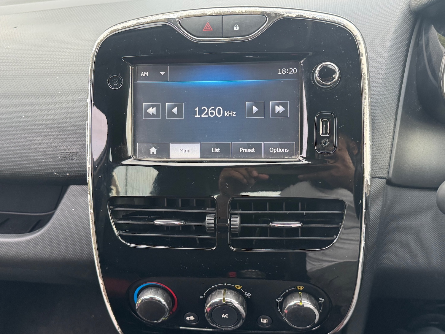 Used Renault Clio 2014 for sale - 78182438: Photo 12