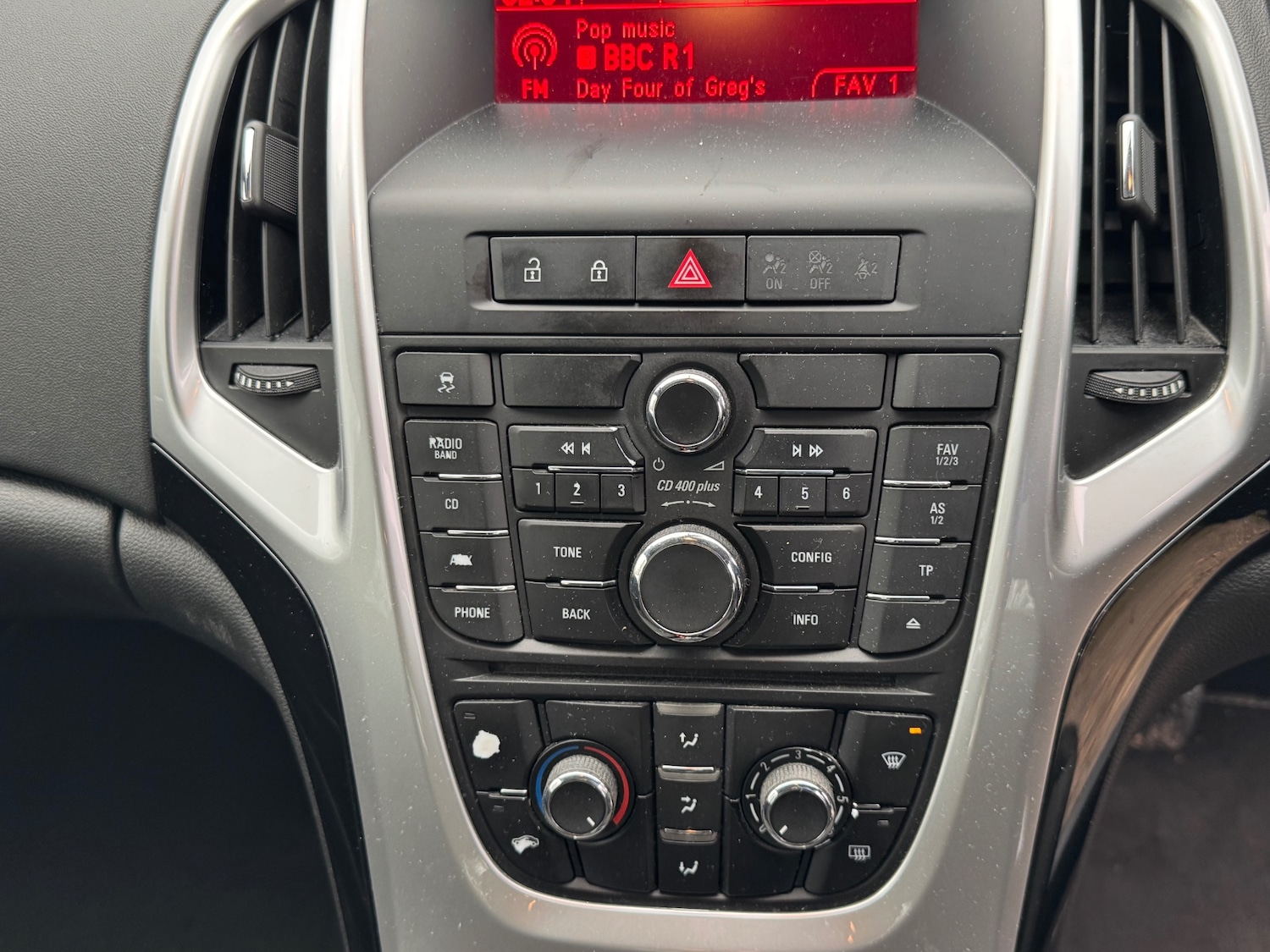 Used Vauxhall Astra 2015 for sale - 78045864: Photo 18