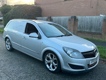 Used Vauxhall Astra Van 2013 for sale - 78085057: Photo