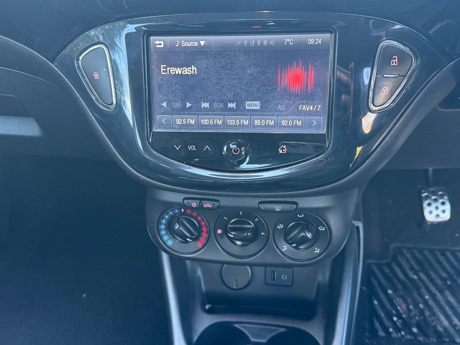 Used Vauxhall Corsa 2015 for sale - 78112395: Photo 18