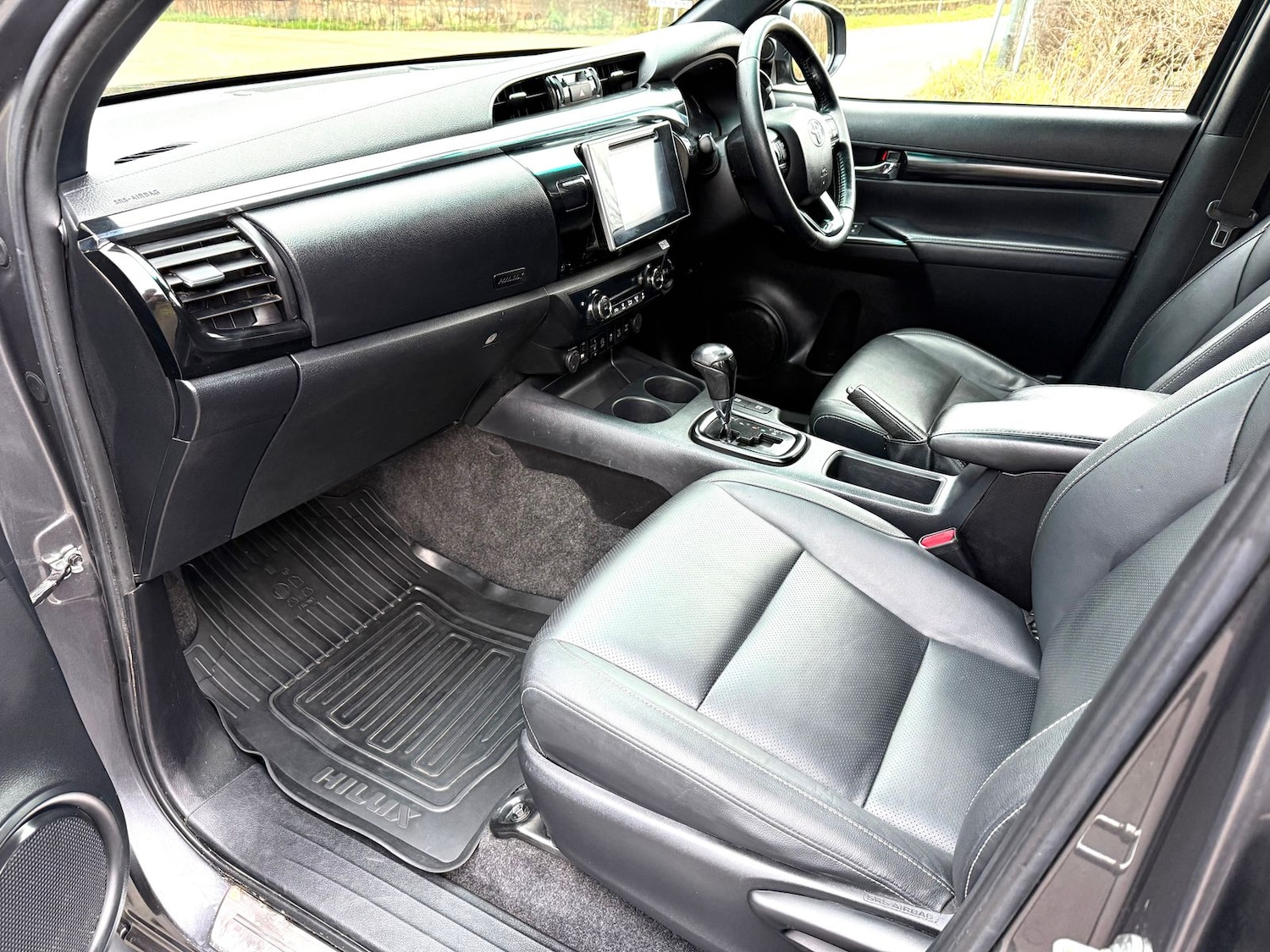 Used Toyota Hilux 2020 for sale - 76842232: Photo 15