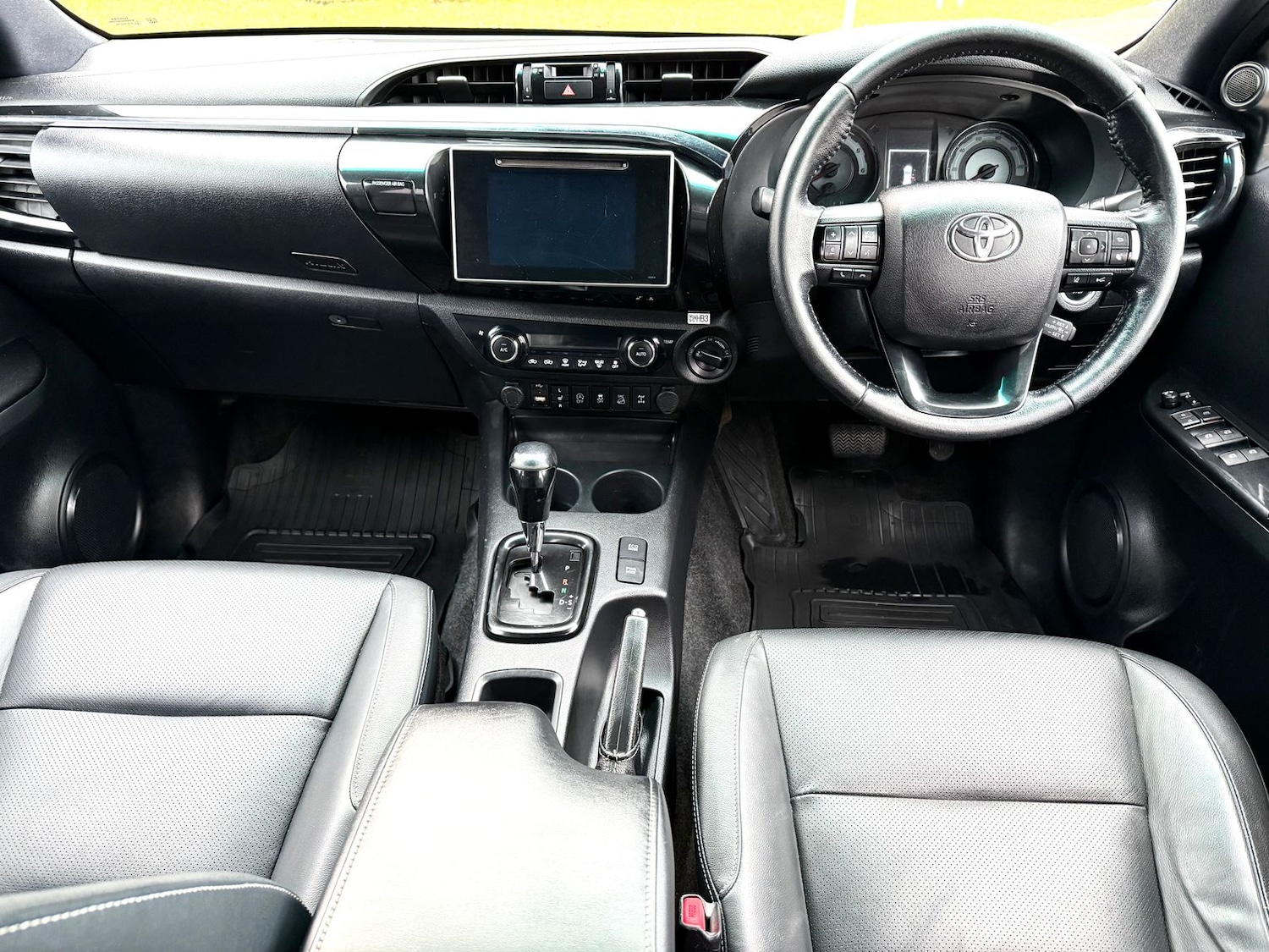 Used Toyota Hilux 2020 for sale - 76842232: Photo 16