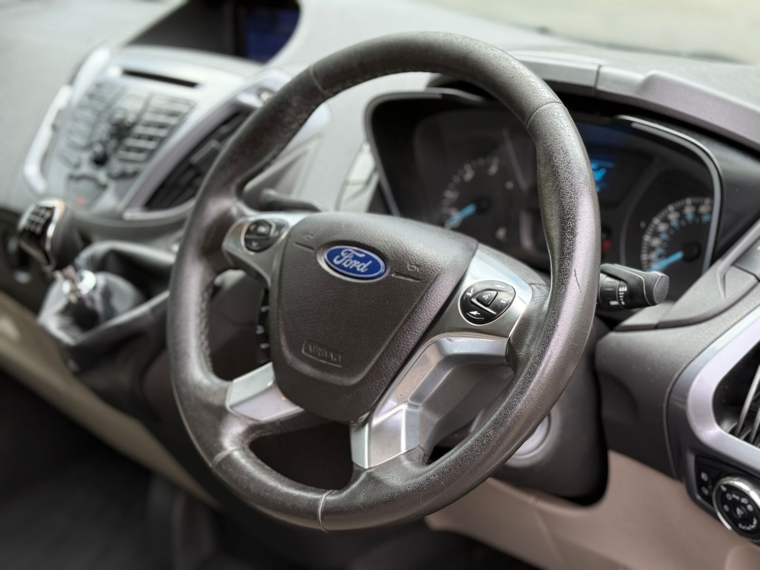 Used Ford Transit Custom 2017 for sale - 76648149: Photo 24