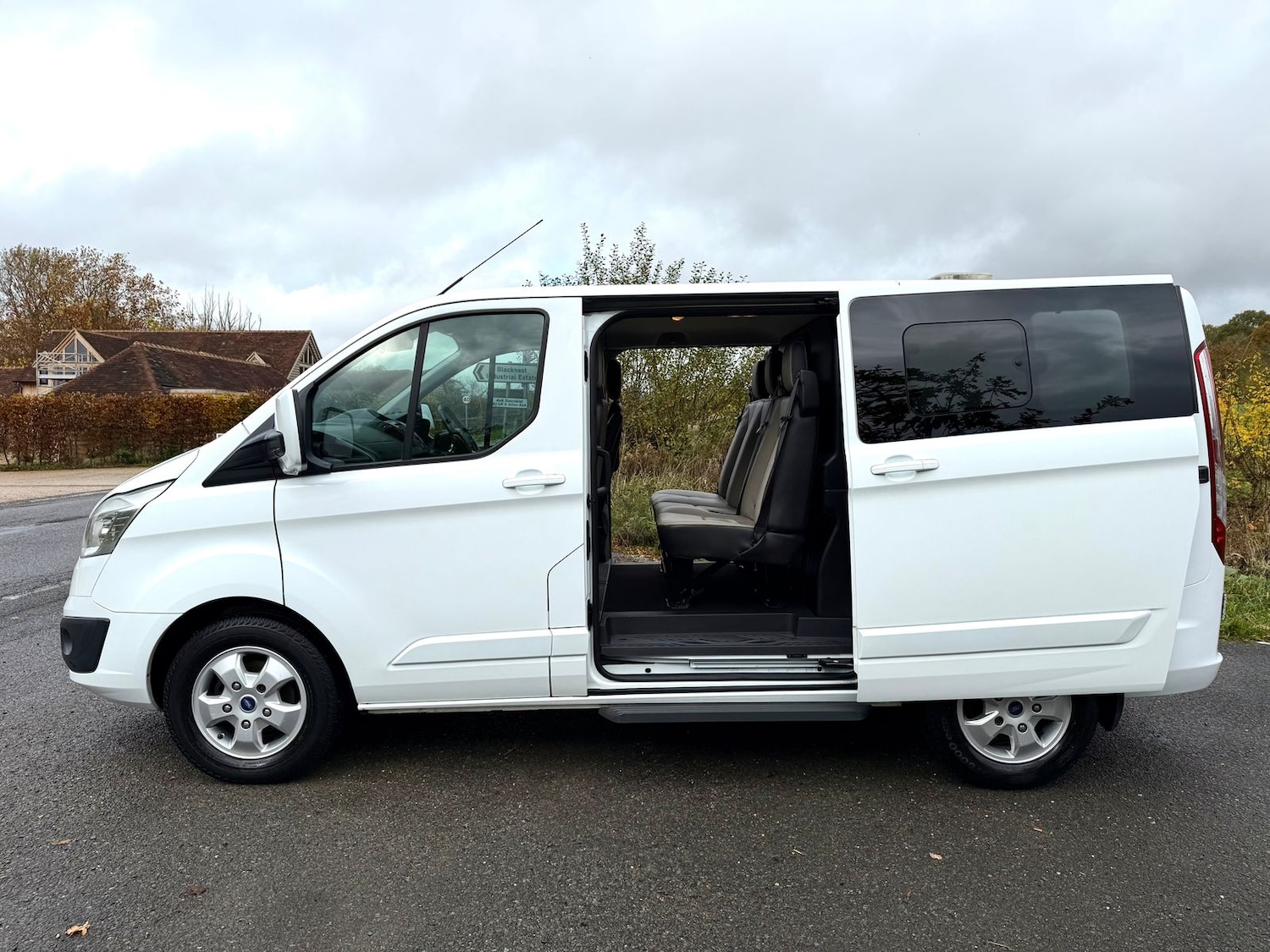Used Ford Transit Custom 2017 for sale - 76648149: Photo 6
