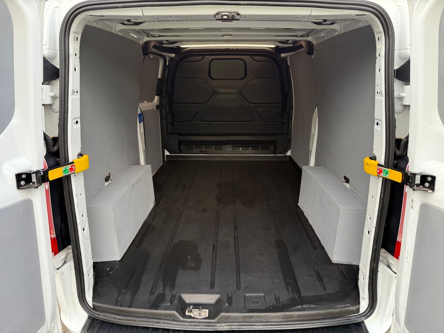 Used Ford Transit Custom 2023 for sale - 76648152: Photo 12