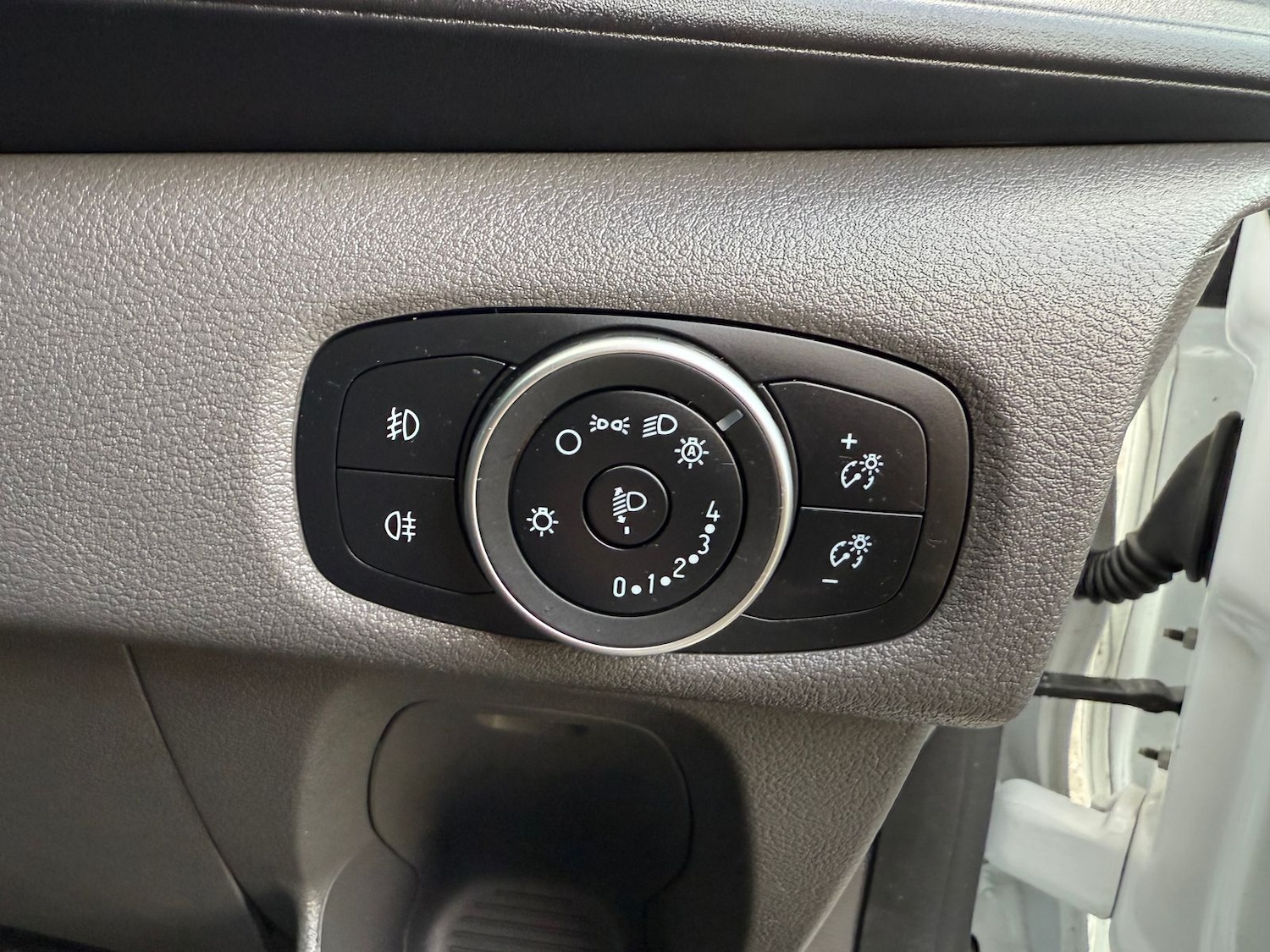 Used Ford Transit Custom 2023 for sale - 76648152: Photo 21