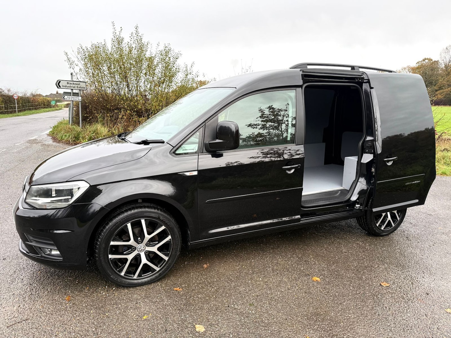 Used Volkswagen Caddy 2017 for sale - 76648155: Photo 6